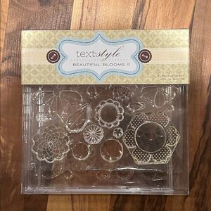 Rare: Papertrey Ink PTI Beautiful Blooms II Clear Stamps
